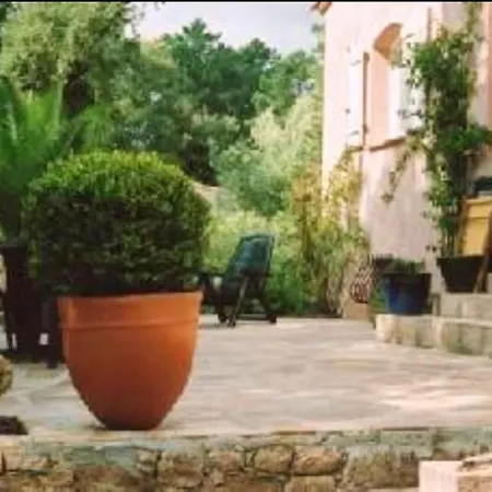 Holiday Lieu Dit Ambaco Casa vacanze